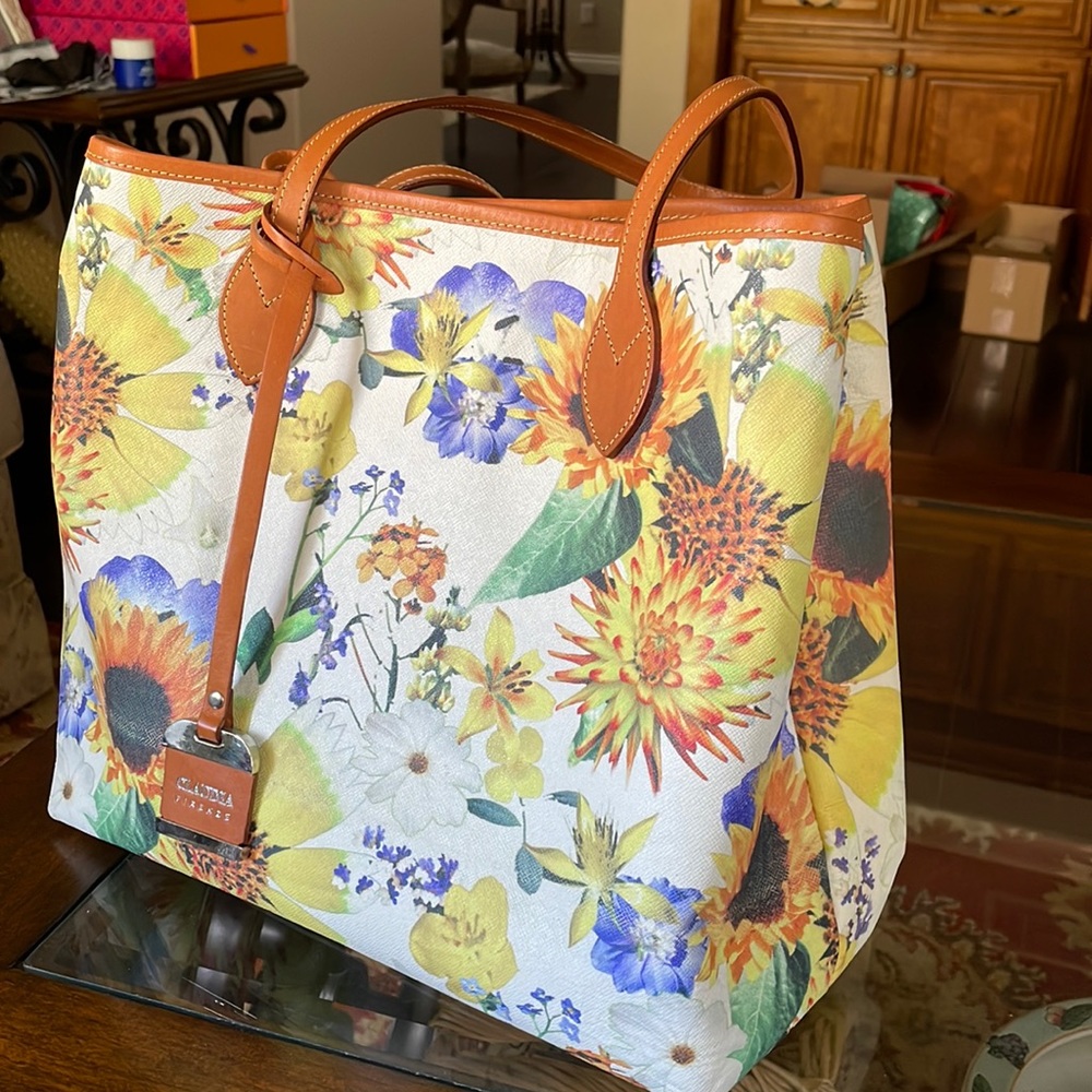 Genuine leather floral tote bag from Claudia Firenze NWOT
